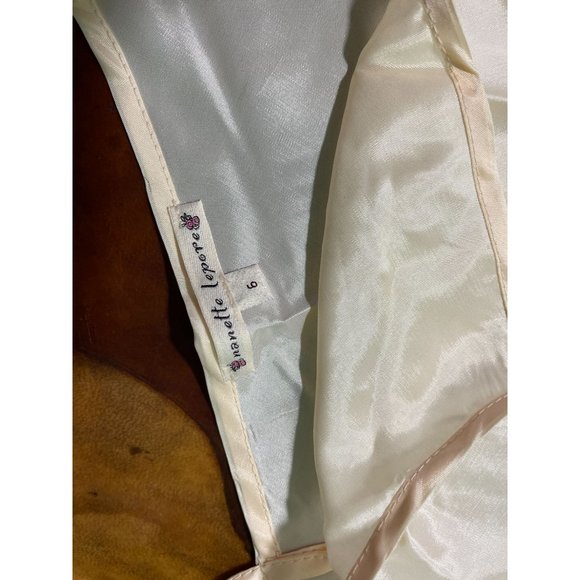 NWT Hype Red Short Sleeve Floral Print Top Size Small - Picture 6 of 7